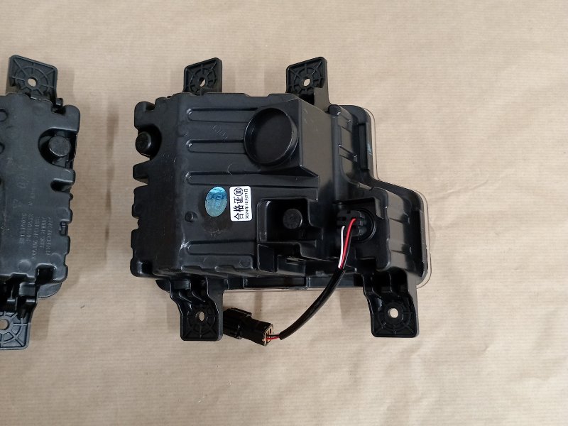 Фара противотуманная передняя левая Chery Tiggo 7 Pro