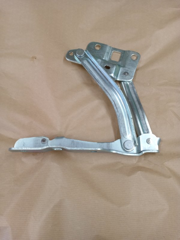 Петля капота левая Omoda C5