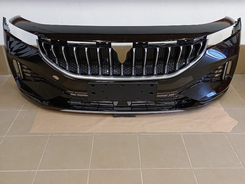 Бампер передний черный Voyah Free