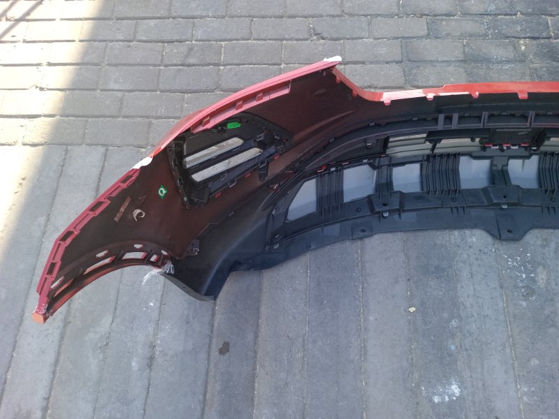 Бампер передний красный Chery Tiggo 4  Pro