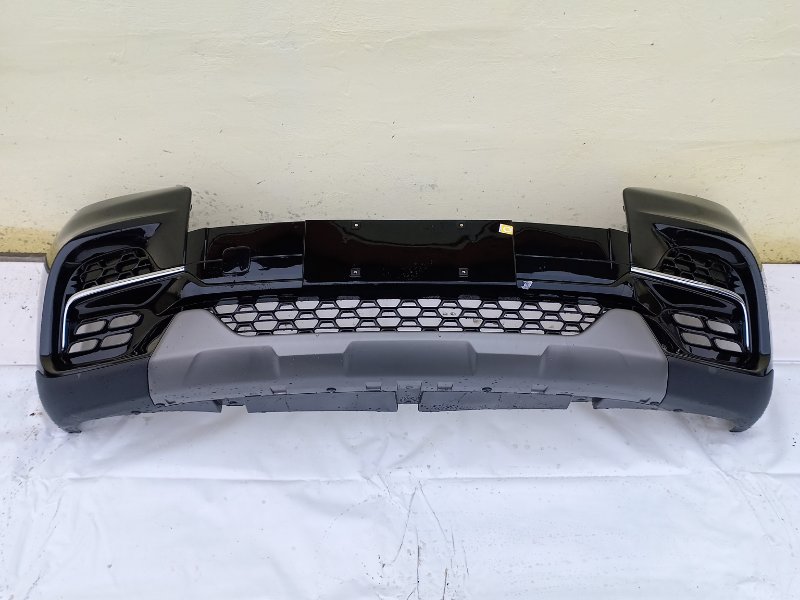 Бампер передний черный Chery Tiggo 8