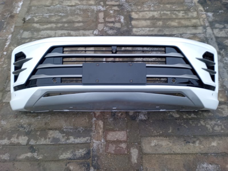 Бампер передний белый перламутровый Exeed LX