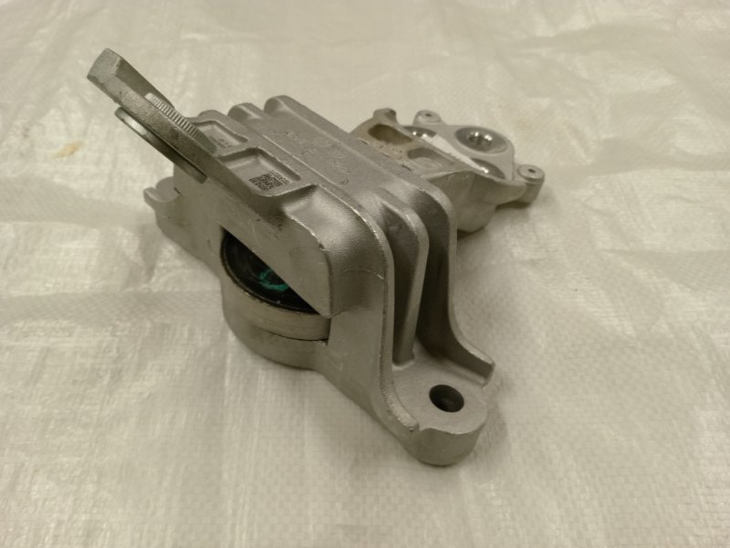 Опора двигателя левая Chery Arrizo 8 1.6