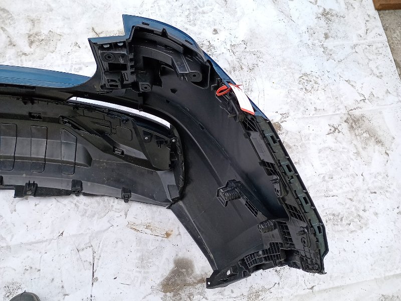 Бампер задний изумрудный Geely Monjaro
