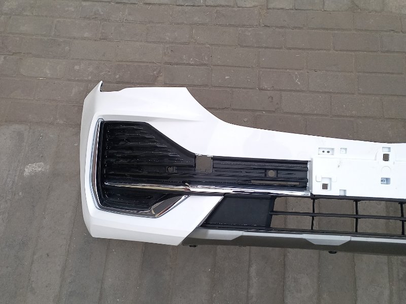 Бампер передний белый Geely Monjaro
