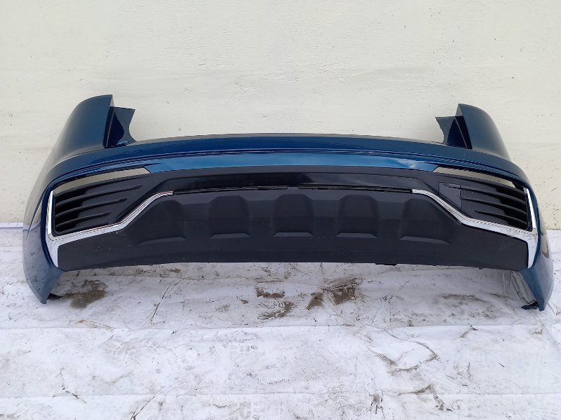 Бампер задний изумрудный Geely Monjaro