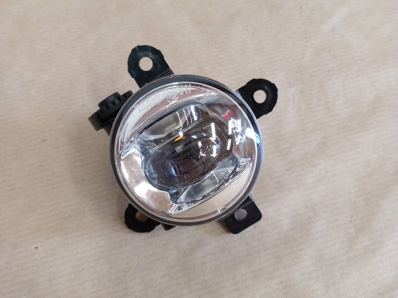 Фара противотуманная правая Haval F7