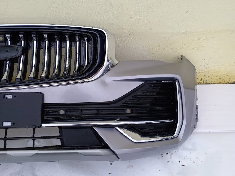 Бампер передний серый Geely Monjaro