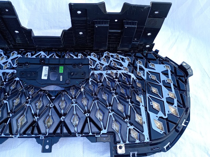 Решетка радиатора Chery Tiggo 8 Pro Max