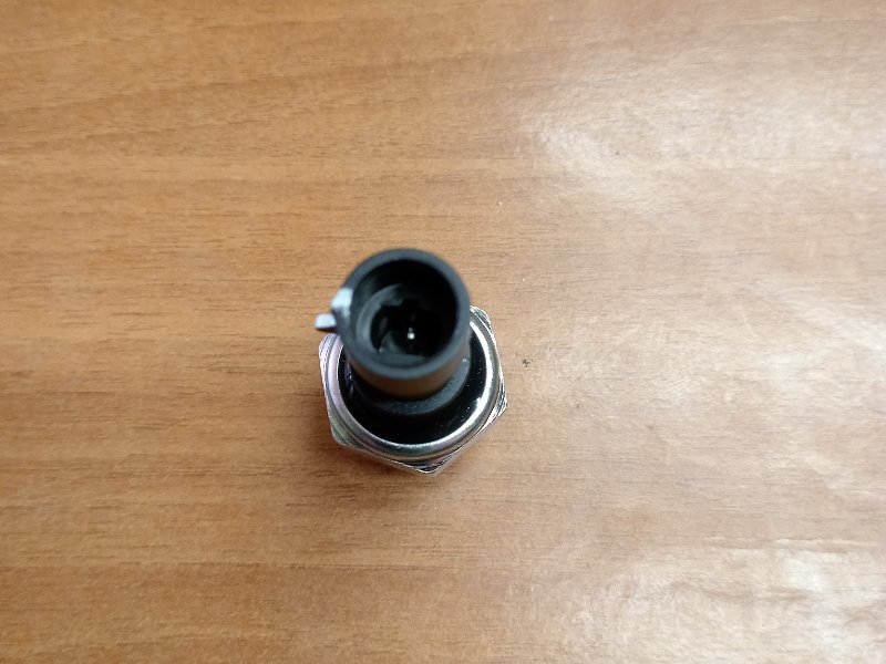 Датчик давления масла ДВС Chery 1.5