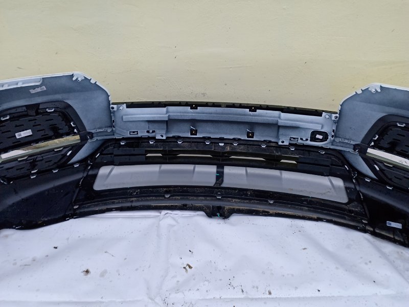 Бампер передний белый Chery Tiggo 4