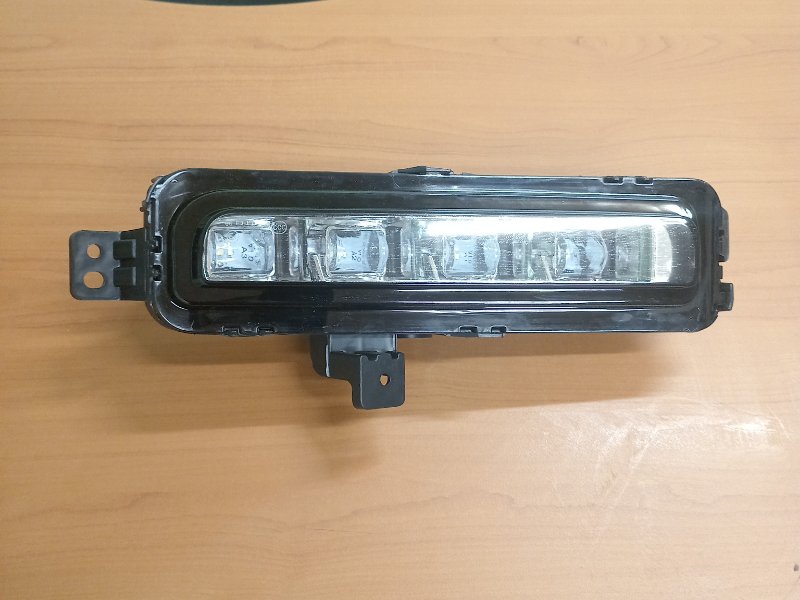 Фара противотуманная передняя правая Tank T500