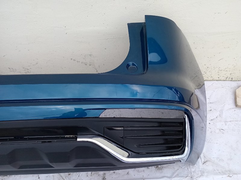 Бампер задний изумрудный Geely Monjaro