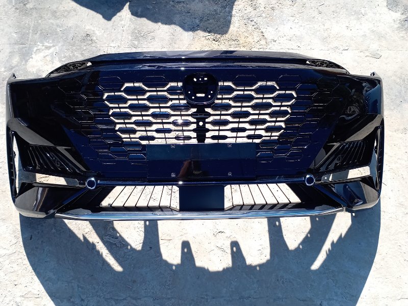 Бампер передний черно-синий Changan UNI-K