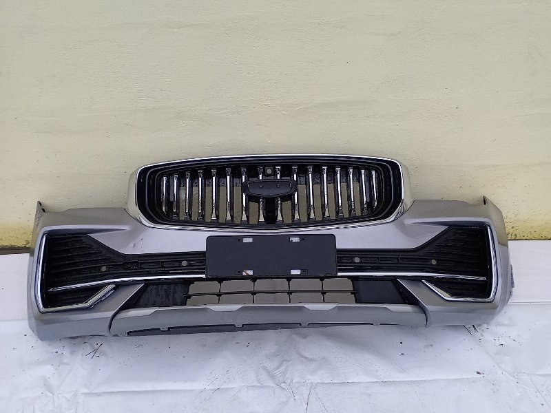 Бампер передний серый Geely Monjaro